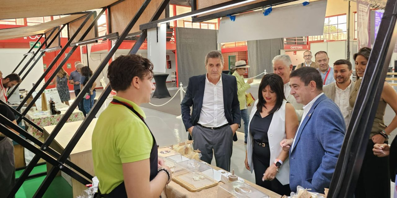 Quince empresas promocionan sus productos Degusta Jaén en la feria ‘Sabores de Nuestra Tierra’