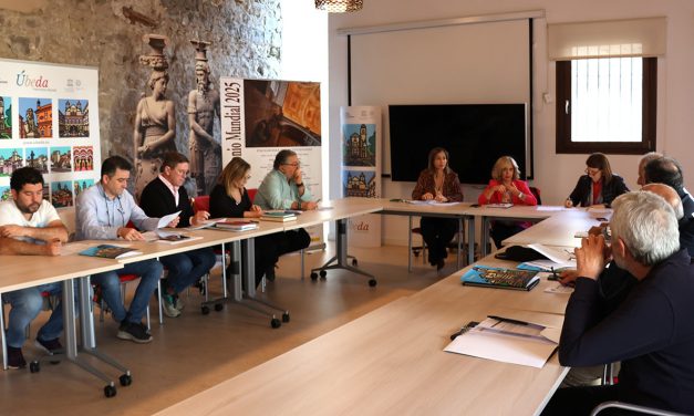 ÚBEDA REFUERZA SU COMPROMISO CON LA INNOVACIÓN TURÍSTICA CON LA CREACIÓN DE LA COMISIÓN TÉCNICA DE SEGUIMIENTO DEL DESTINO TURÍSTICO INTELIGENTE